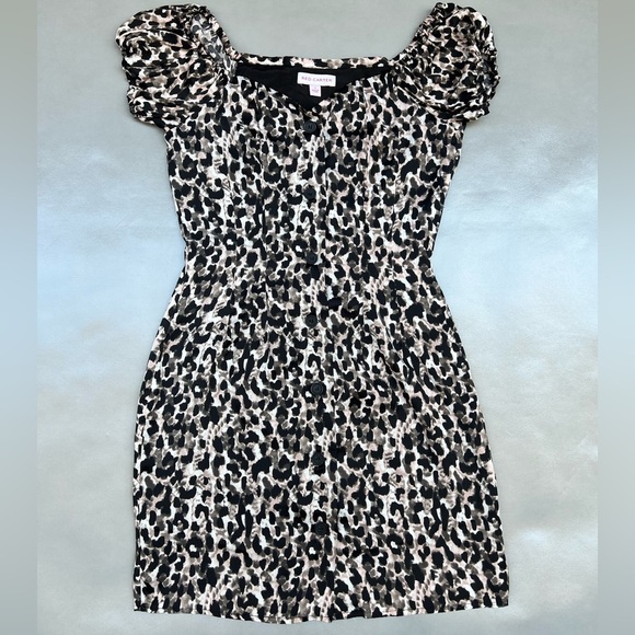 Red Carter Nora Leopard Dress - Picture 3 of 5